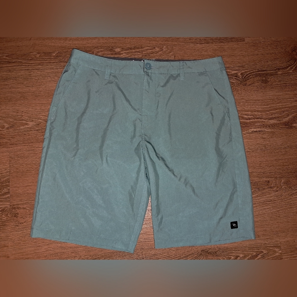 Rip Curl Seafoam Green Hybrid Boardwalk Surf shorts Mens Size 36